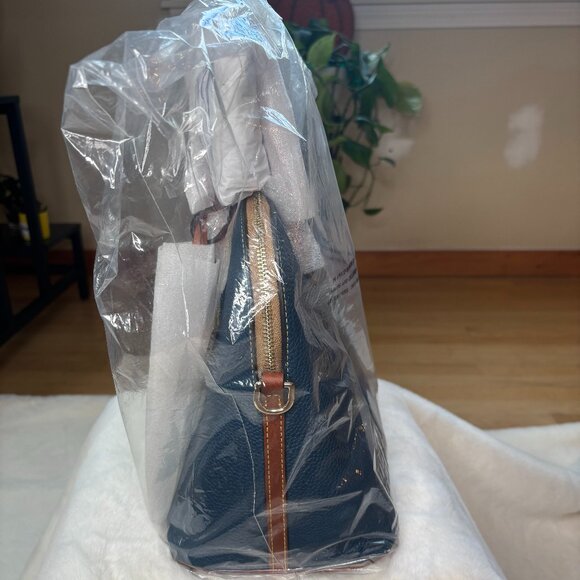 Dooney & Bourke Pebble Grain LARGE Domed Satchel/Shoulder Bag/Crossbody Bag - Picture 8 of 15